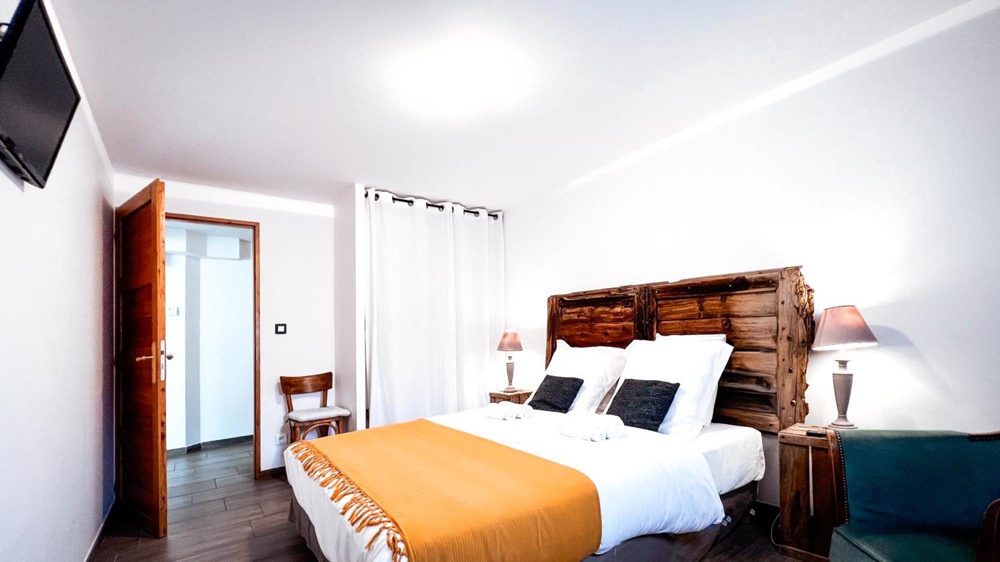 L'Intermede & En Toute Amitie - Les Gites De L'Argile Faucon-de-Barcelonnette Екстер'єр фото
