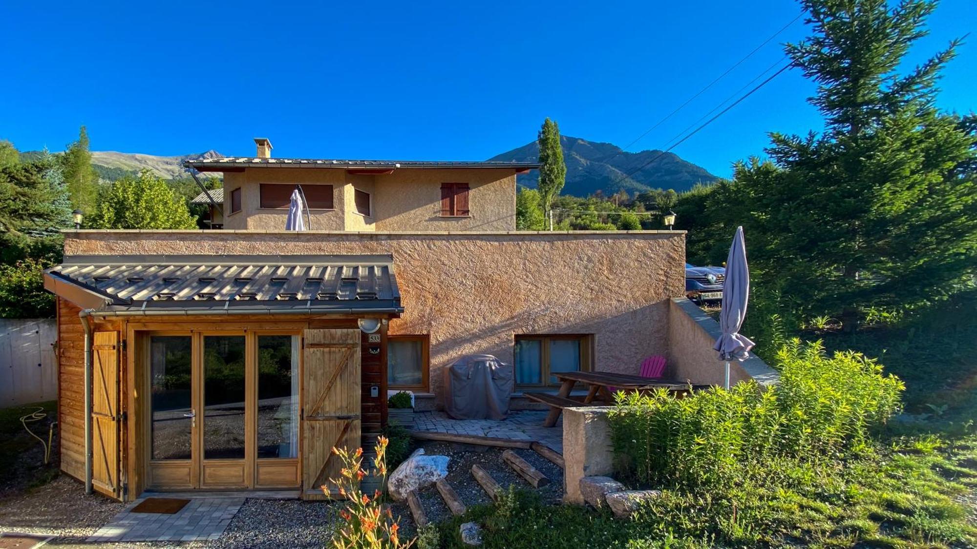 L'Intermede & En Toute Amitie - Les Gites De L'Argile Faucon-de-Barcelonnette Екстер'єр фото